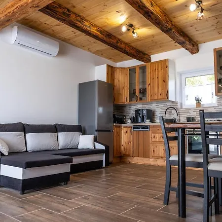 Apartmán Alpakavendeghaz *