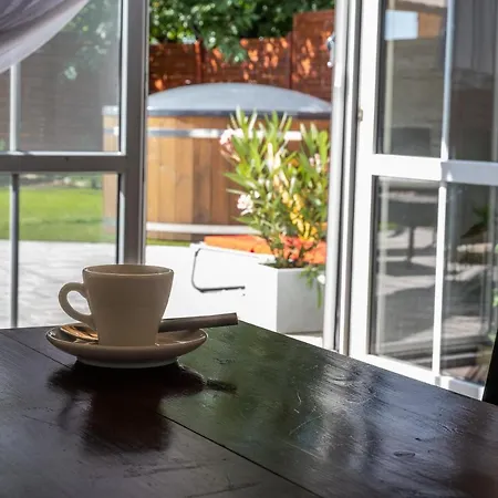 Alpakavendeghaz Apartment Balatoncsicso