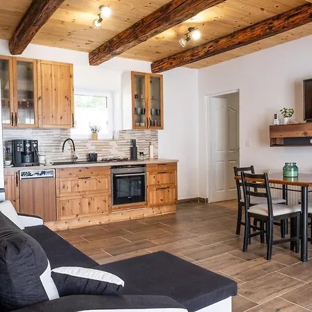 Alpakavendeghaz Apartament