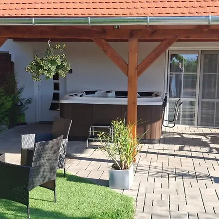 Appartement Alpakavendeghaz Balatoncsicso